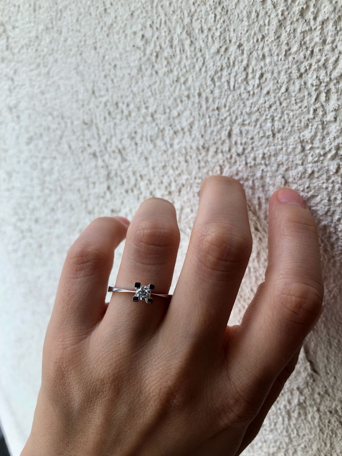 0.30 ct. G color SI HRD Sertifikalı Yüzük
